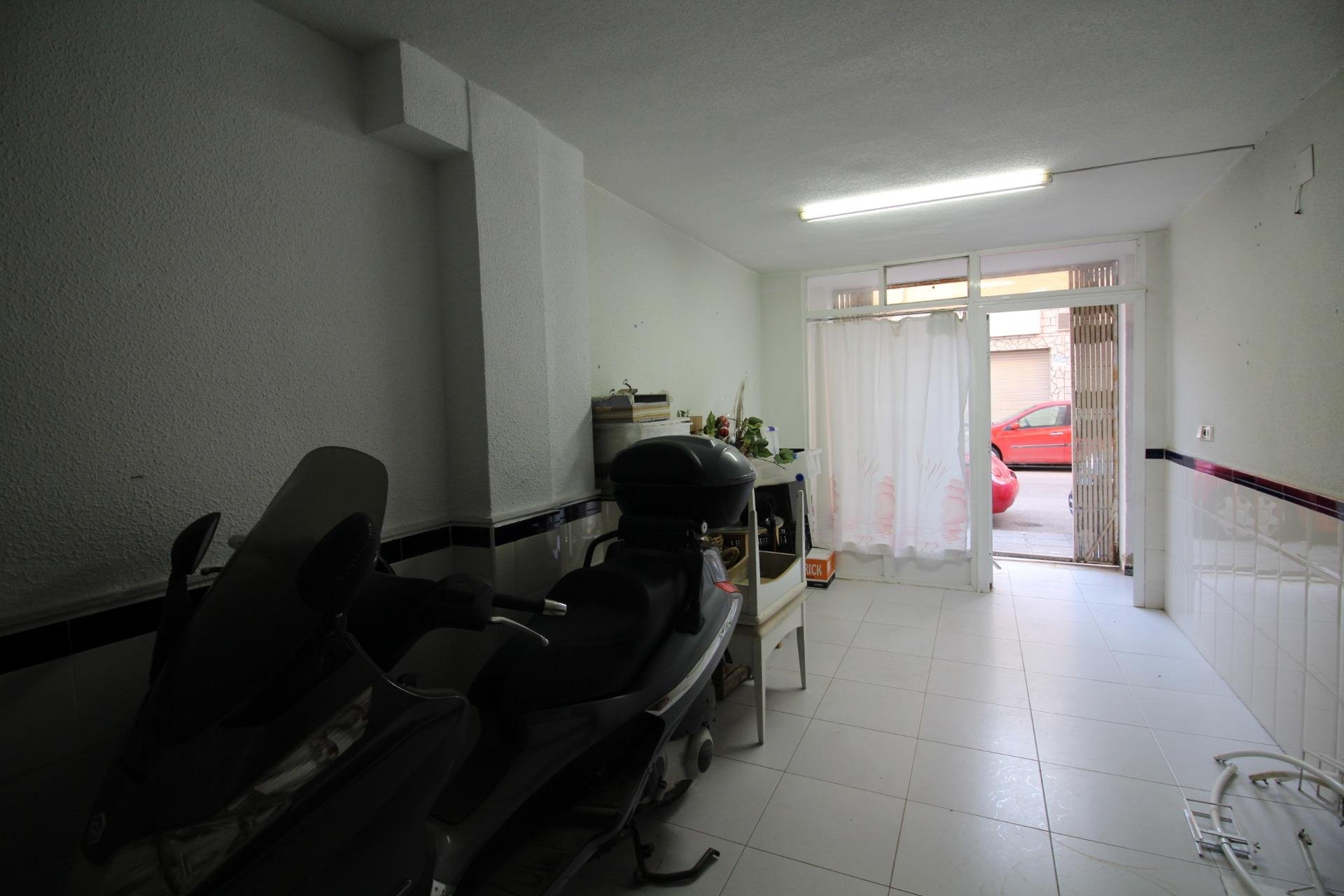 Revente - Local comercial - Orihuela - Orihuela Ciudad