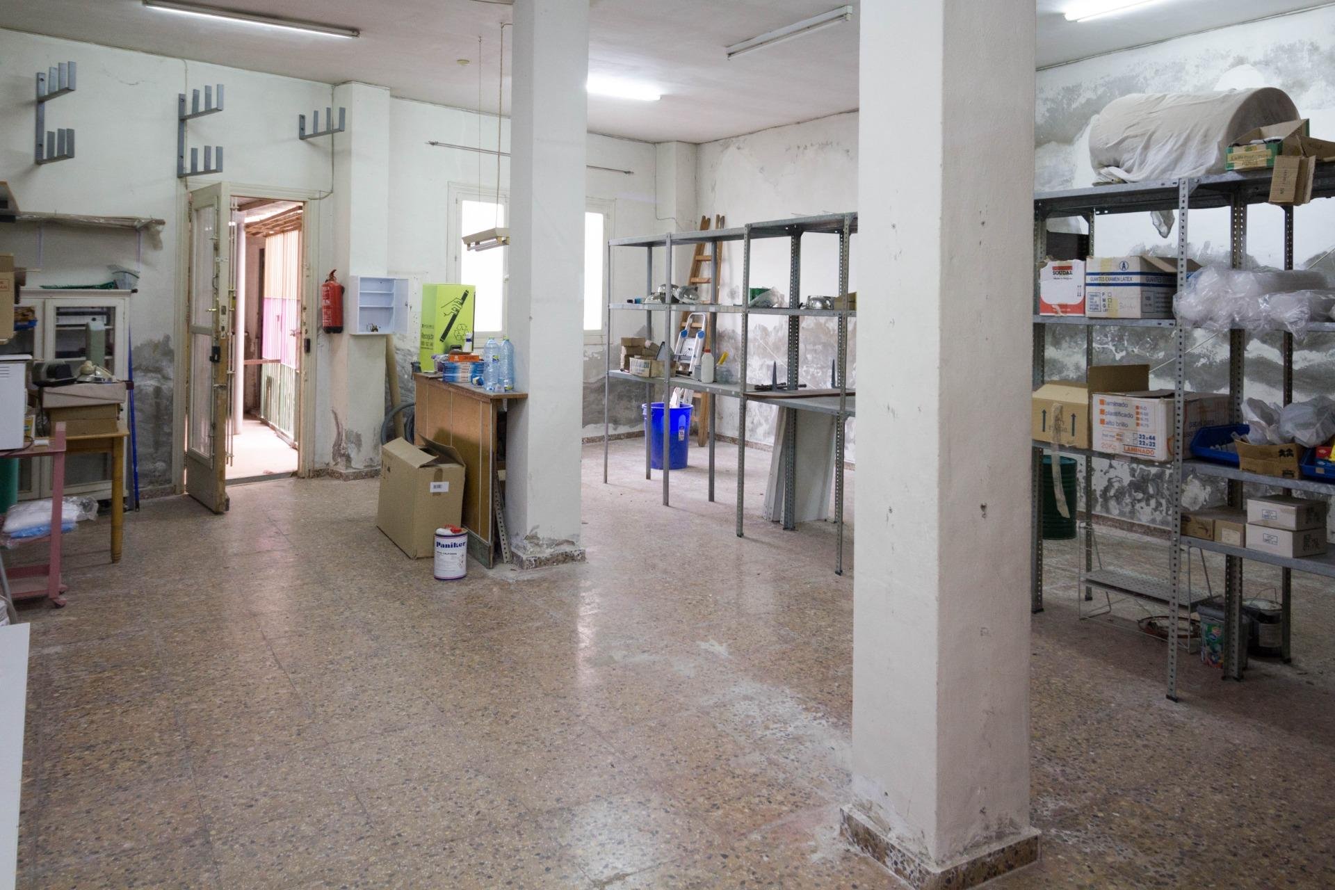 Revente - Local comercial - Orihuela - Zona Centro