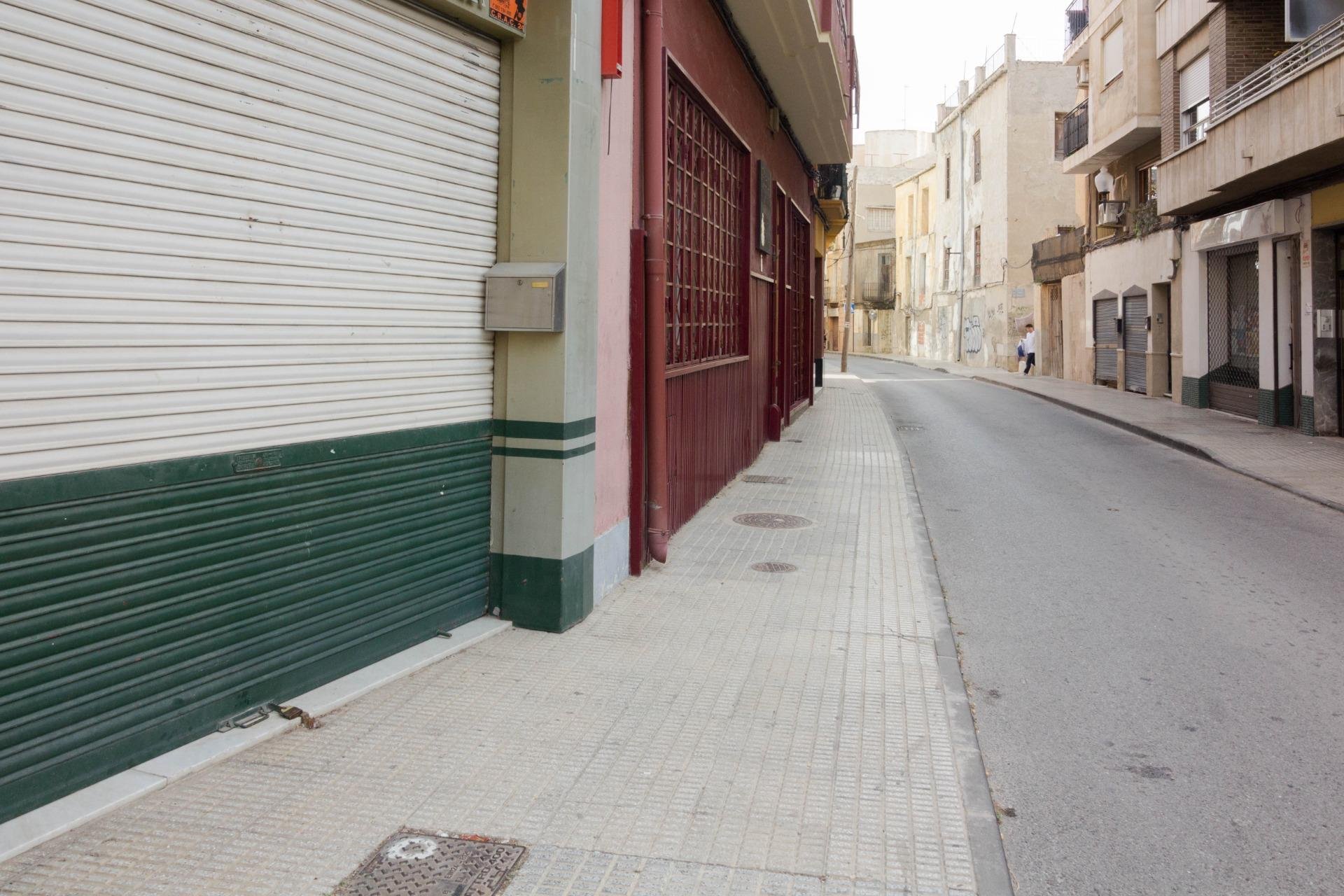 Revente - Local comercial - Orihuela - Zona Centro