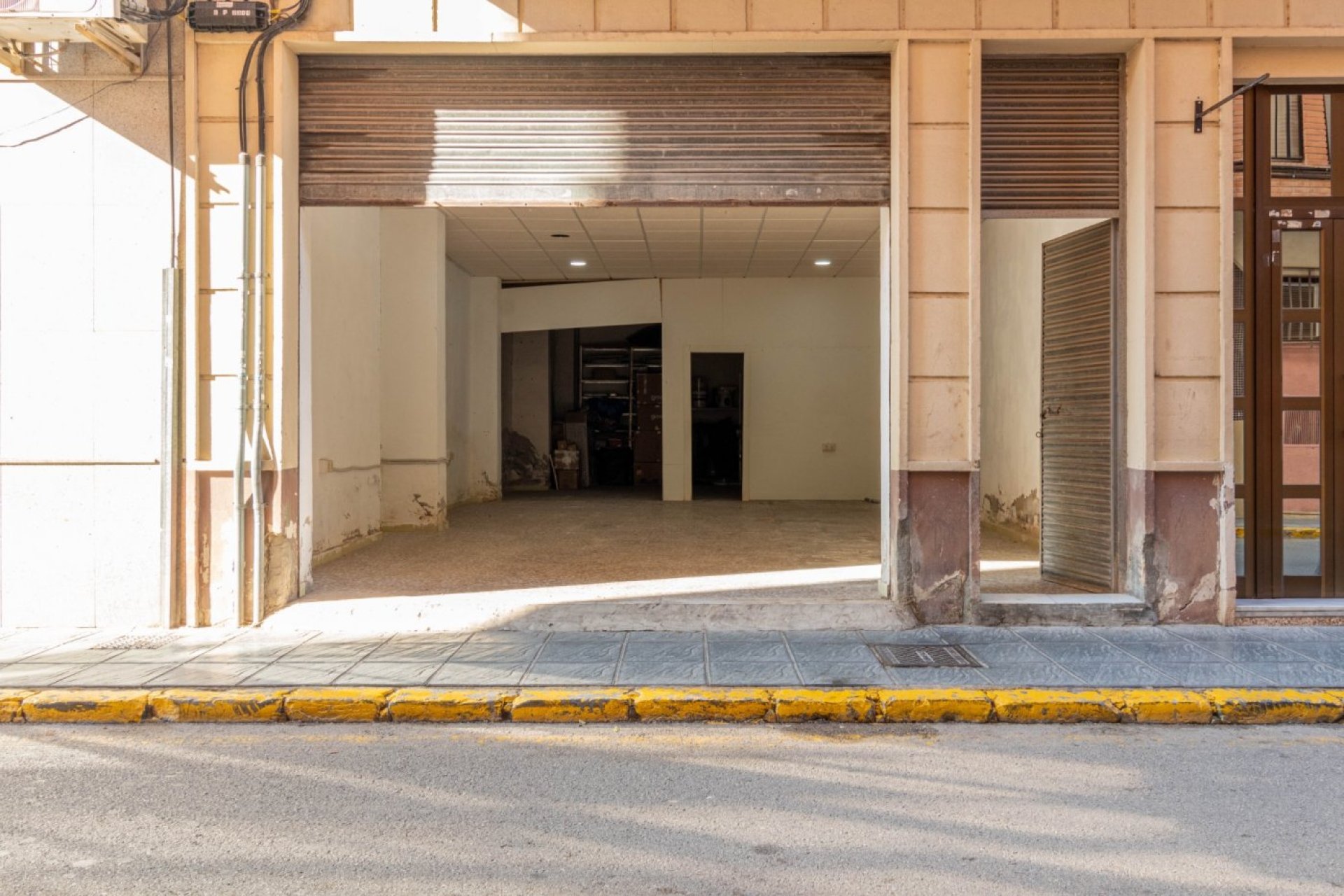 Revente - Local comercial - Orihuela - Zona Centro