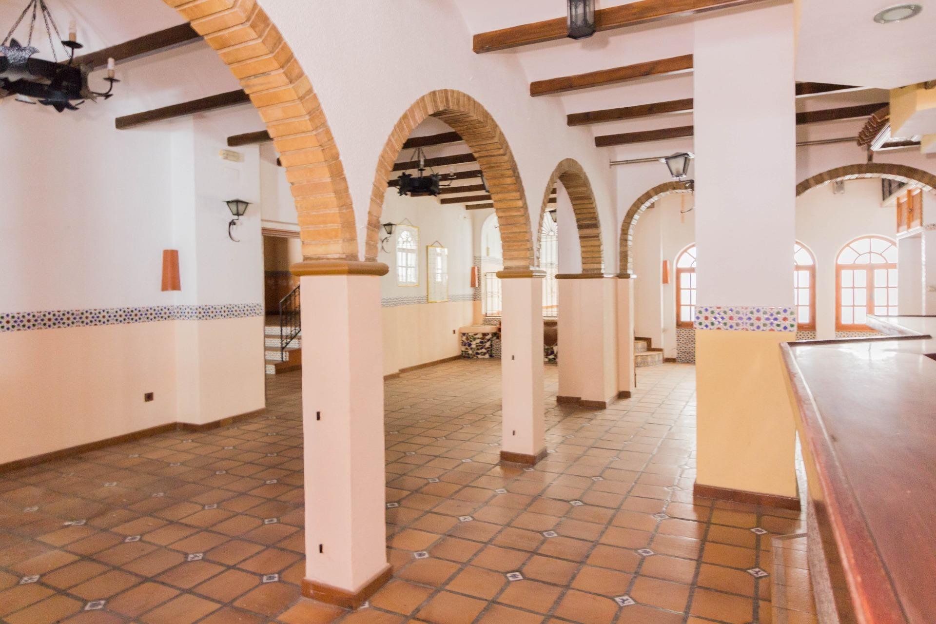 Revente - Local comercial - Redován - Comunidad valenciana