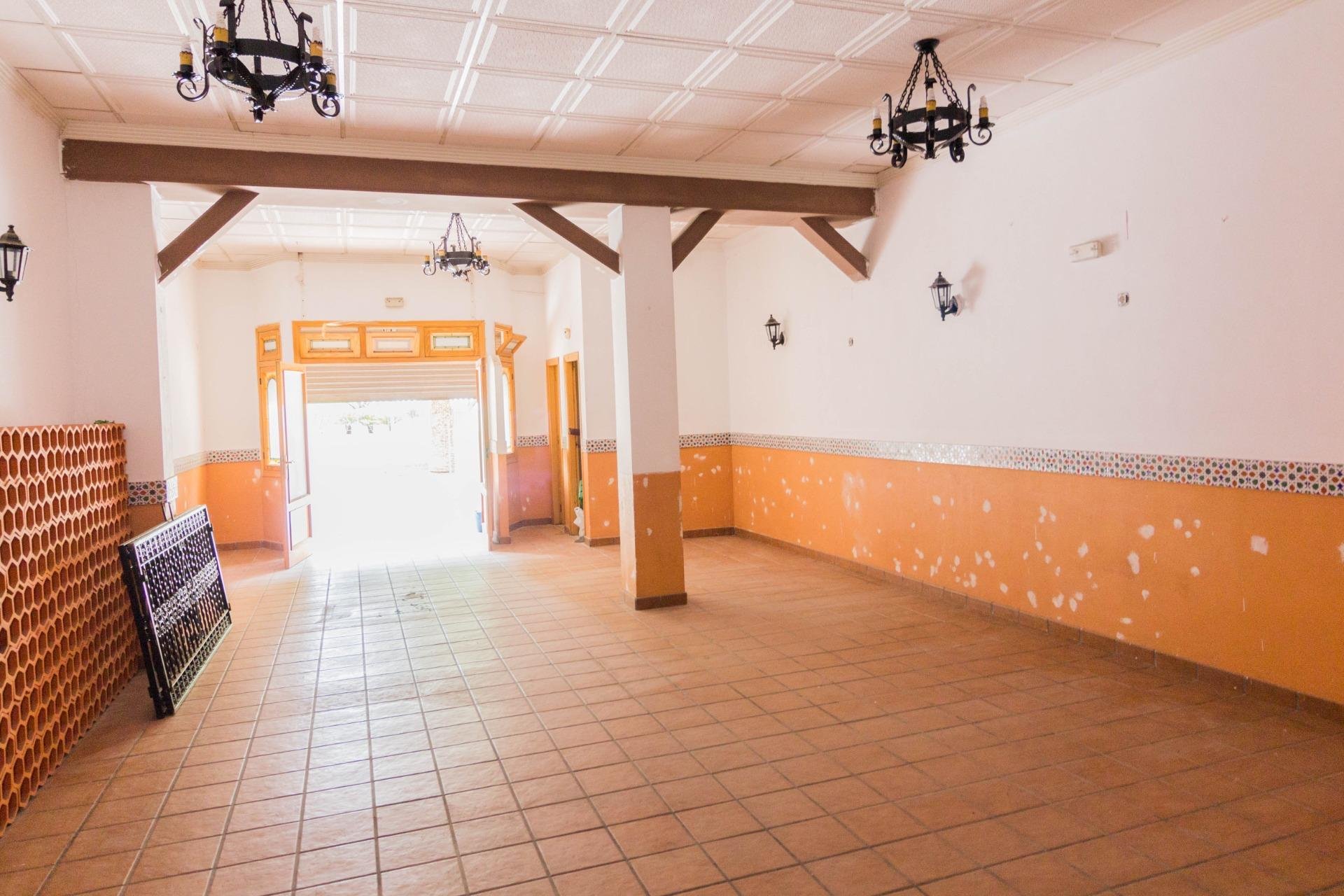 Revente - Local comercial - Redován - Comunidad valenciana