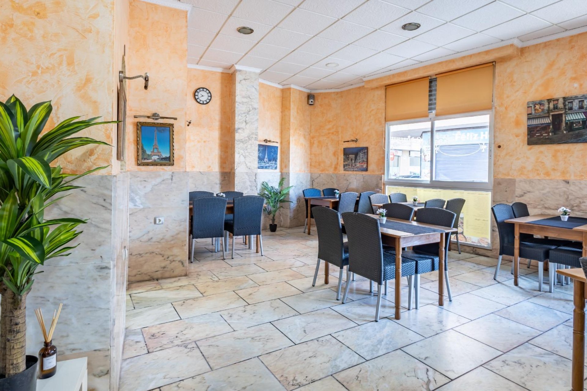 Revente - Local comercial - Torrevieja - Estacion de autobuses