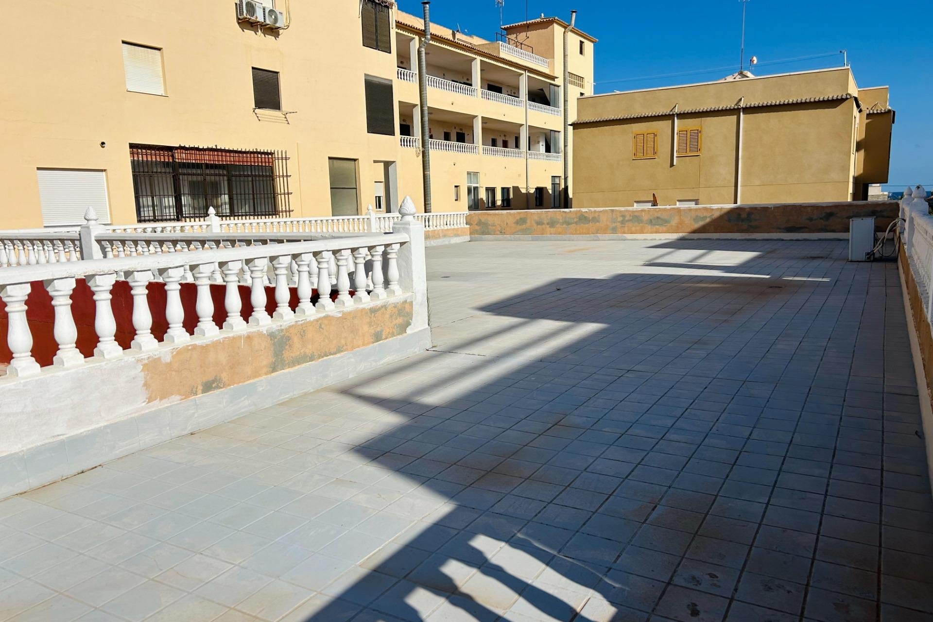 Revente - Local comercial - Torrevieja - La Mata