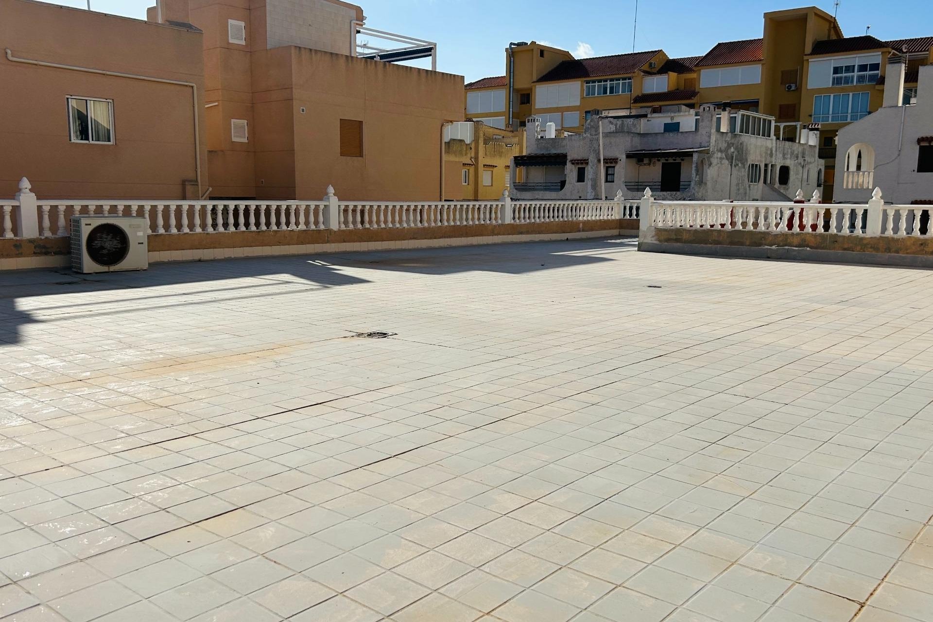 Revente - Local comercial - Torrevieja - La Mata