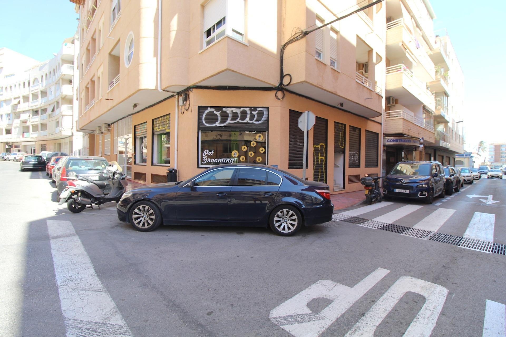 Revente - Local comercial - Torrevieja - Playa del Cura