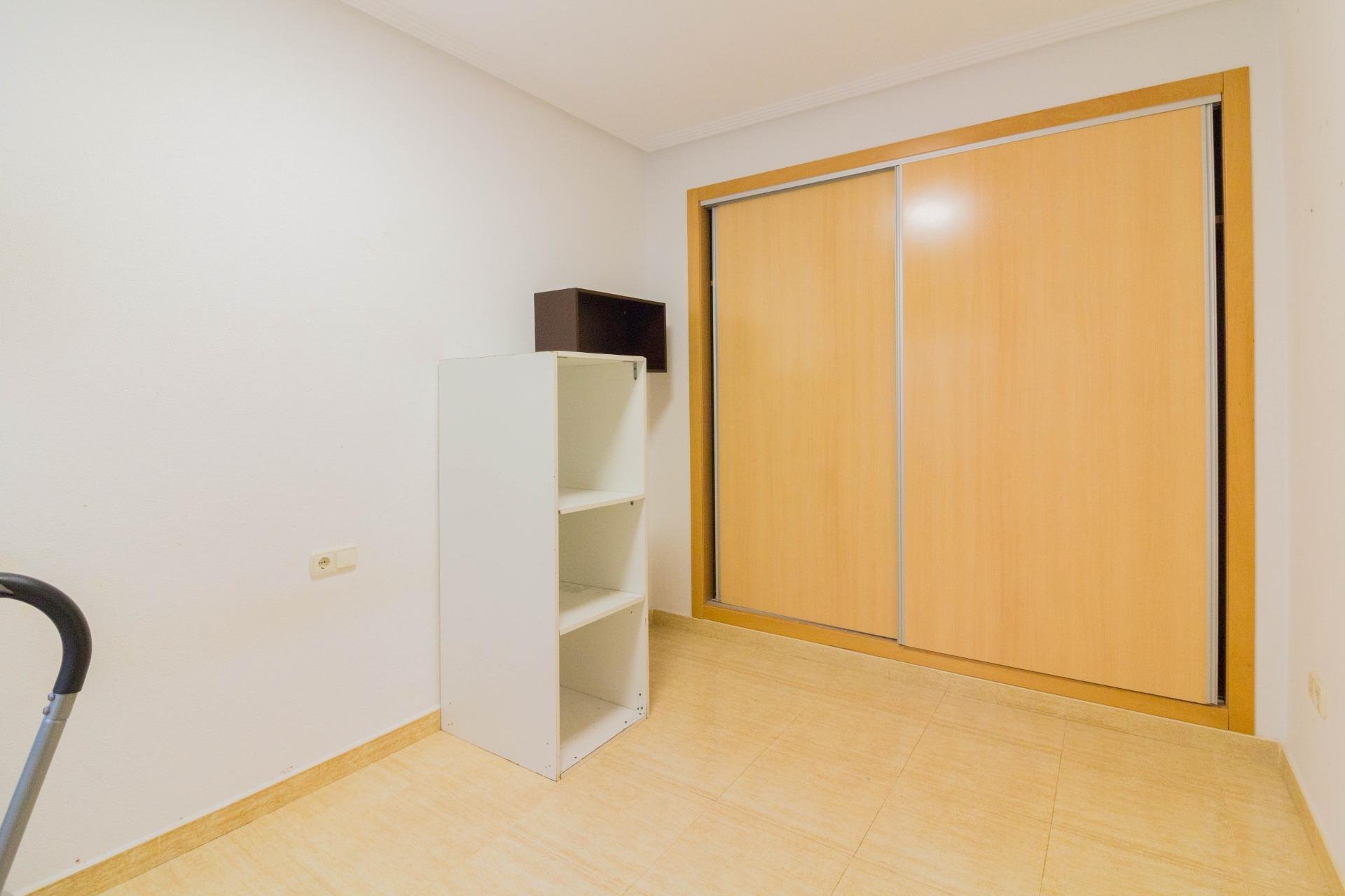 Revente - Maison de ville - Orihuela - Desamparados-Hurchillo-Torremendo