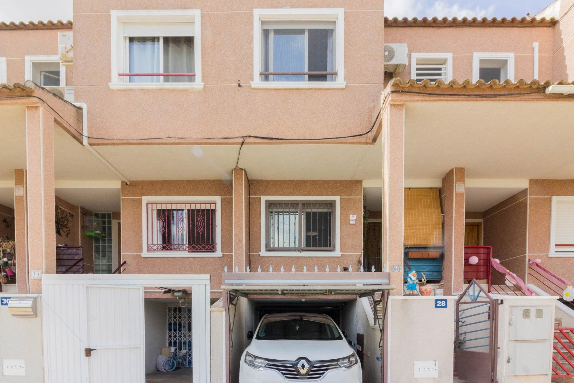 Revente - Maison de ville - Orihuela - Desamparados-Hurchillo-Torremendo
