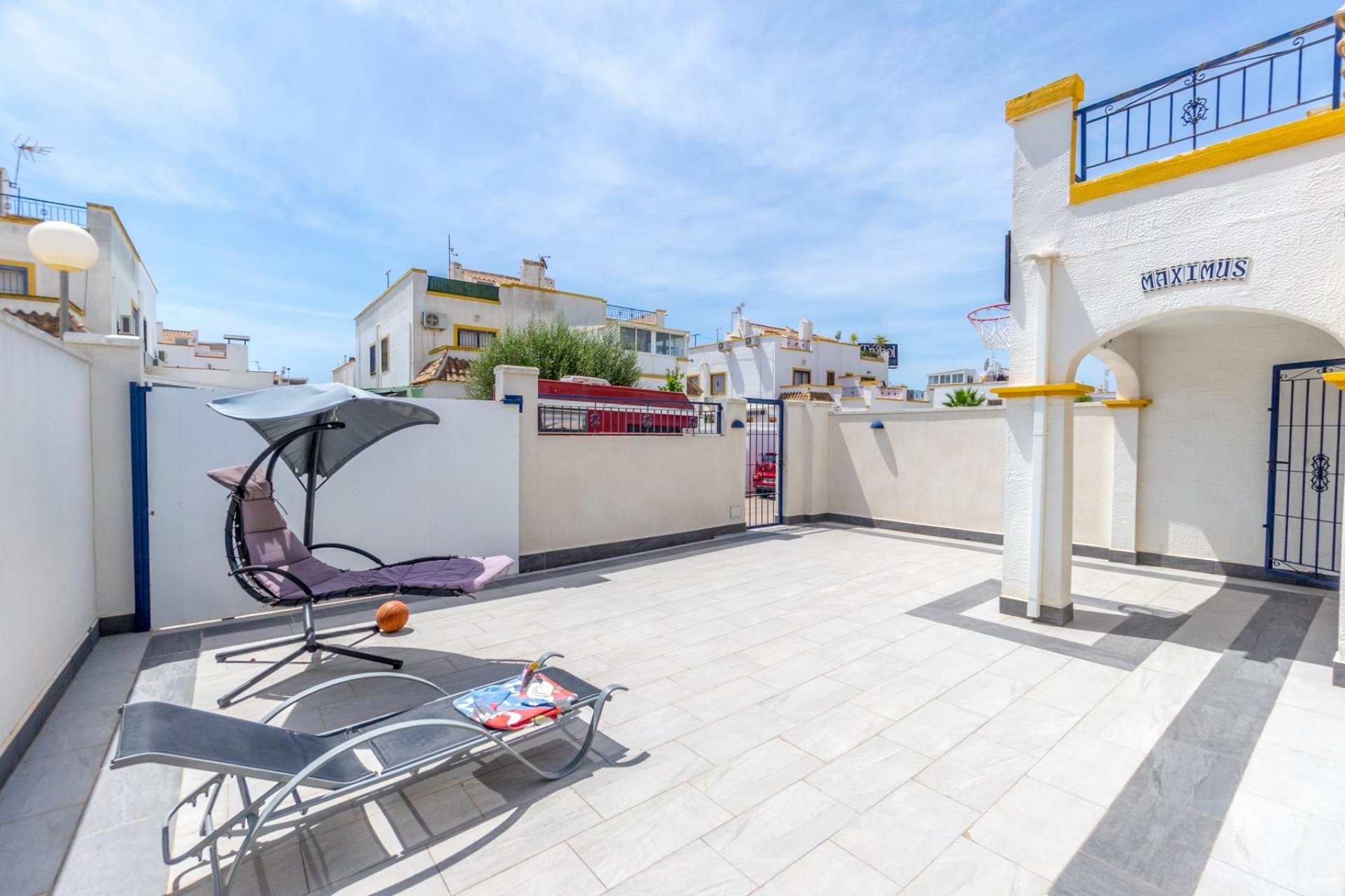 Revente - Maison de ville - Torrevieja - Carrefour