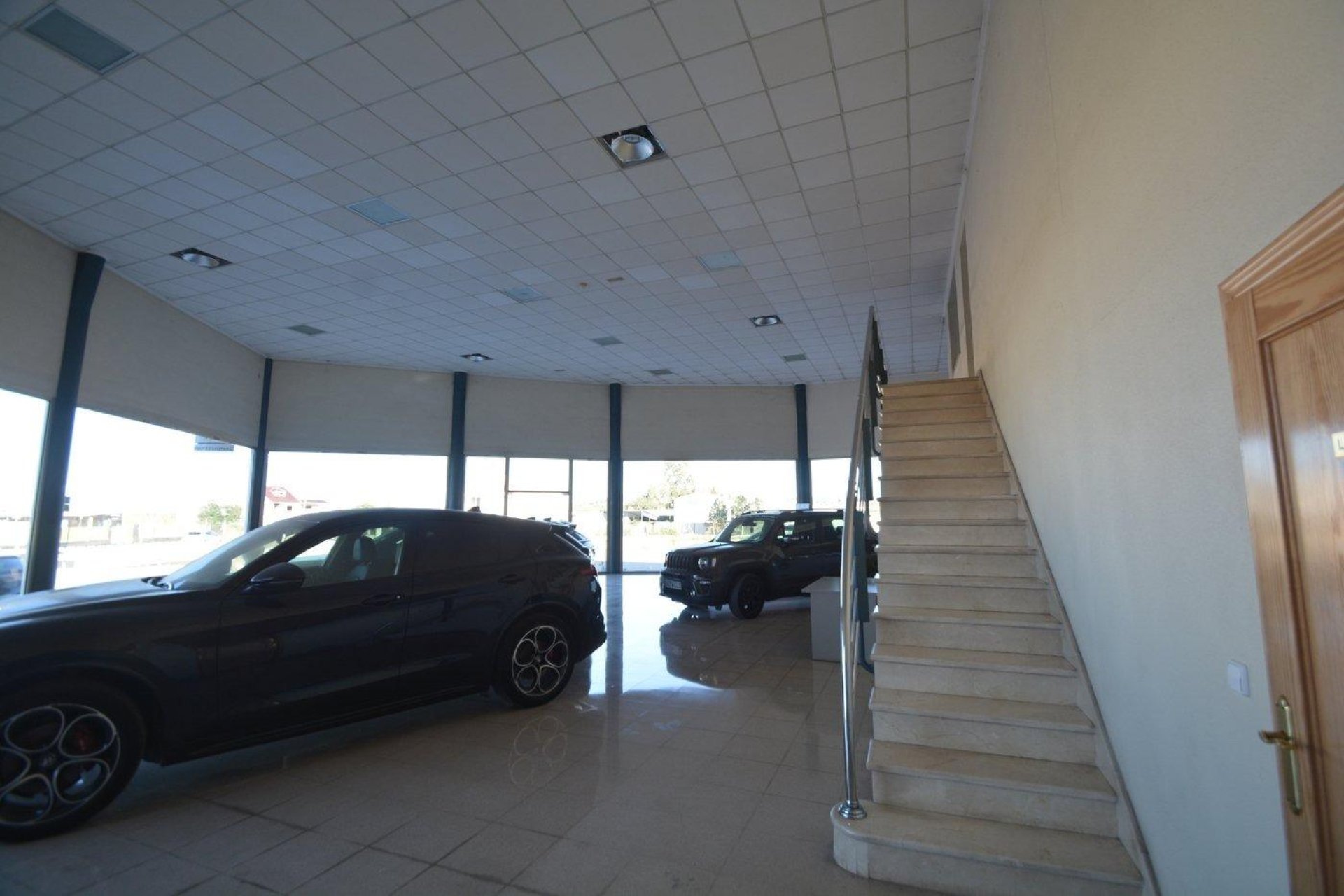 Revente - Nave industrial - Orihuela - Correntías Bajas