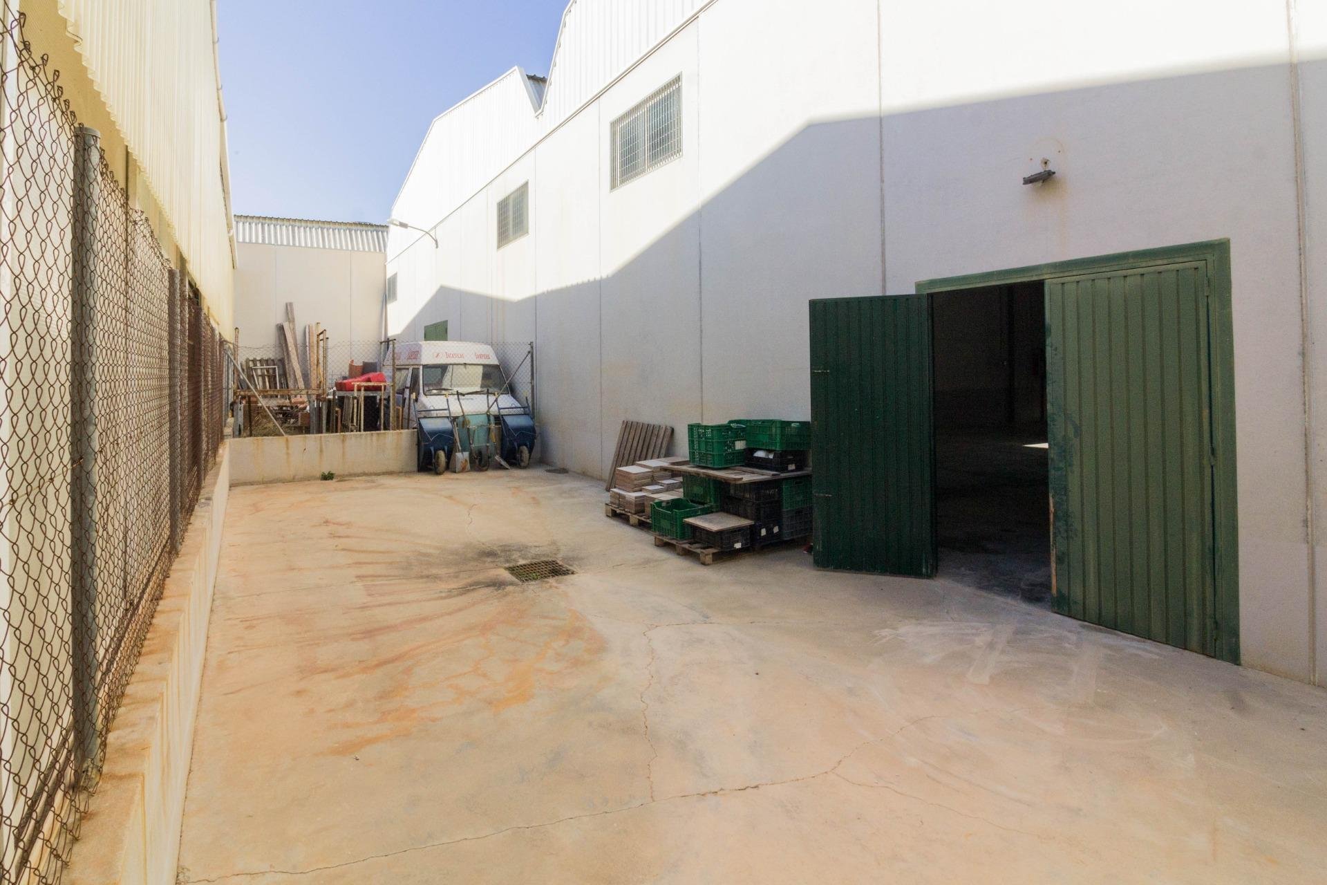 Revente - Nave industrial - Orihuela - Montepinar-La Aparecida-Raiguero