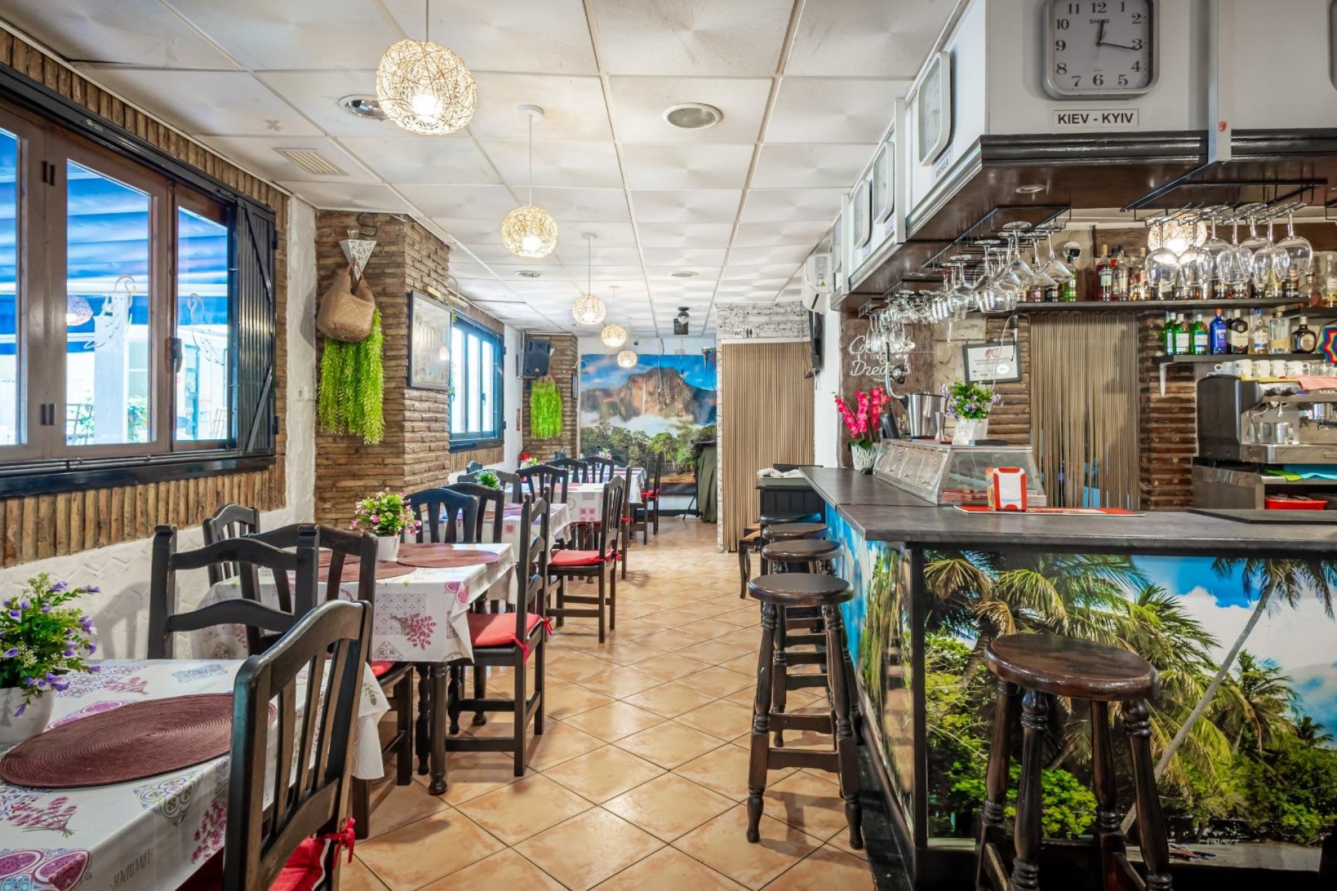 Revente - Negocio - Torrevieja - Estacion de autobuses