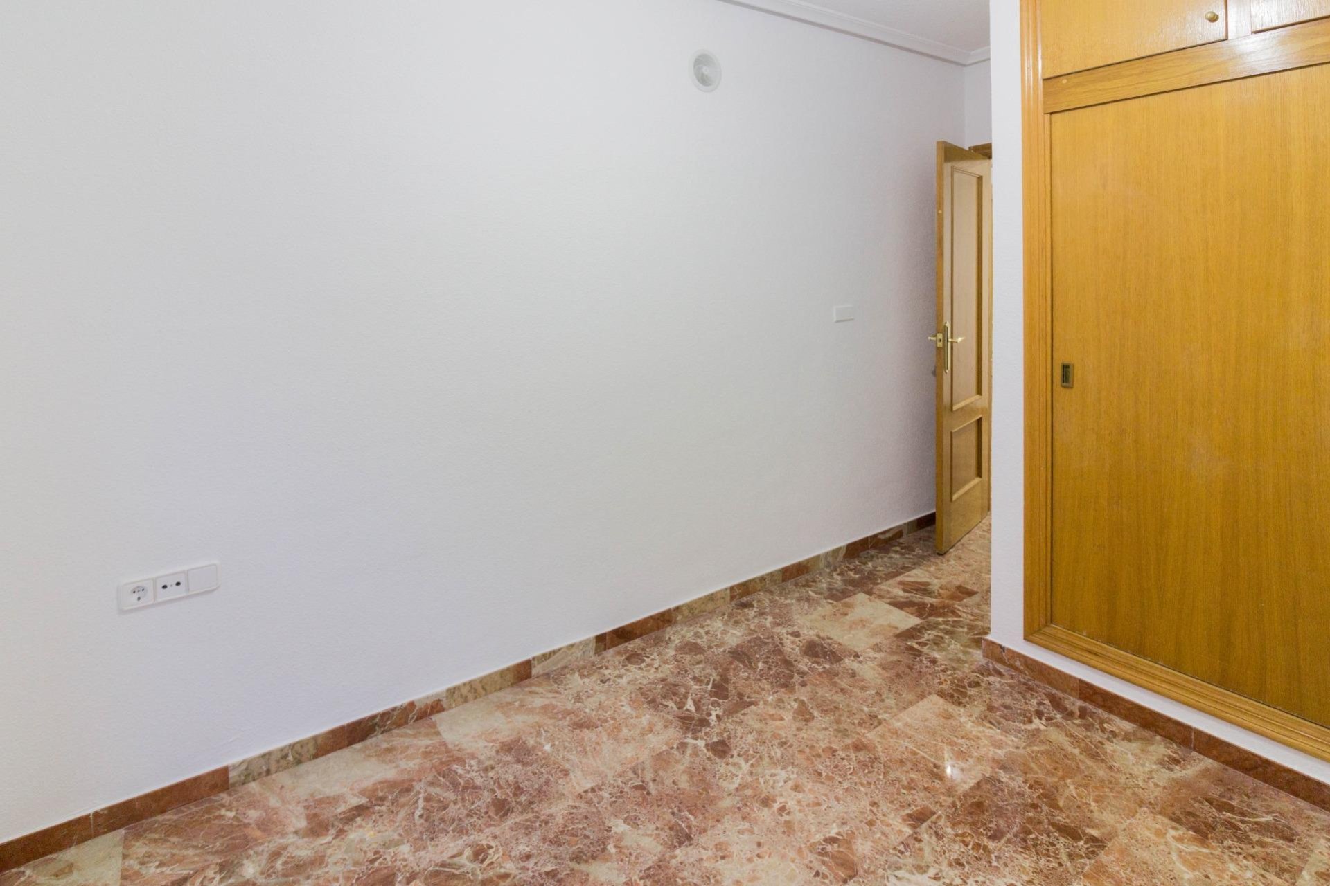 Revente - Piso - Orihuela - Barrio de la Ocarasa