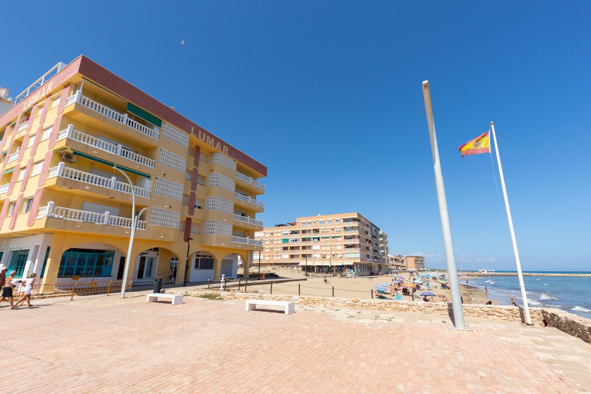 Revente - Piso - Torrevieja - La Mata pueblo