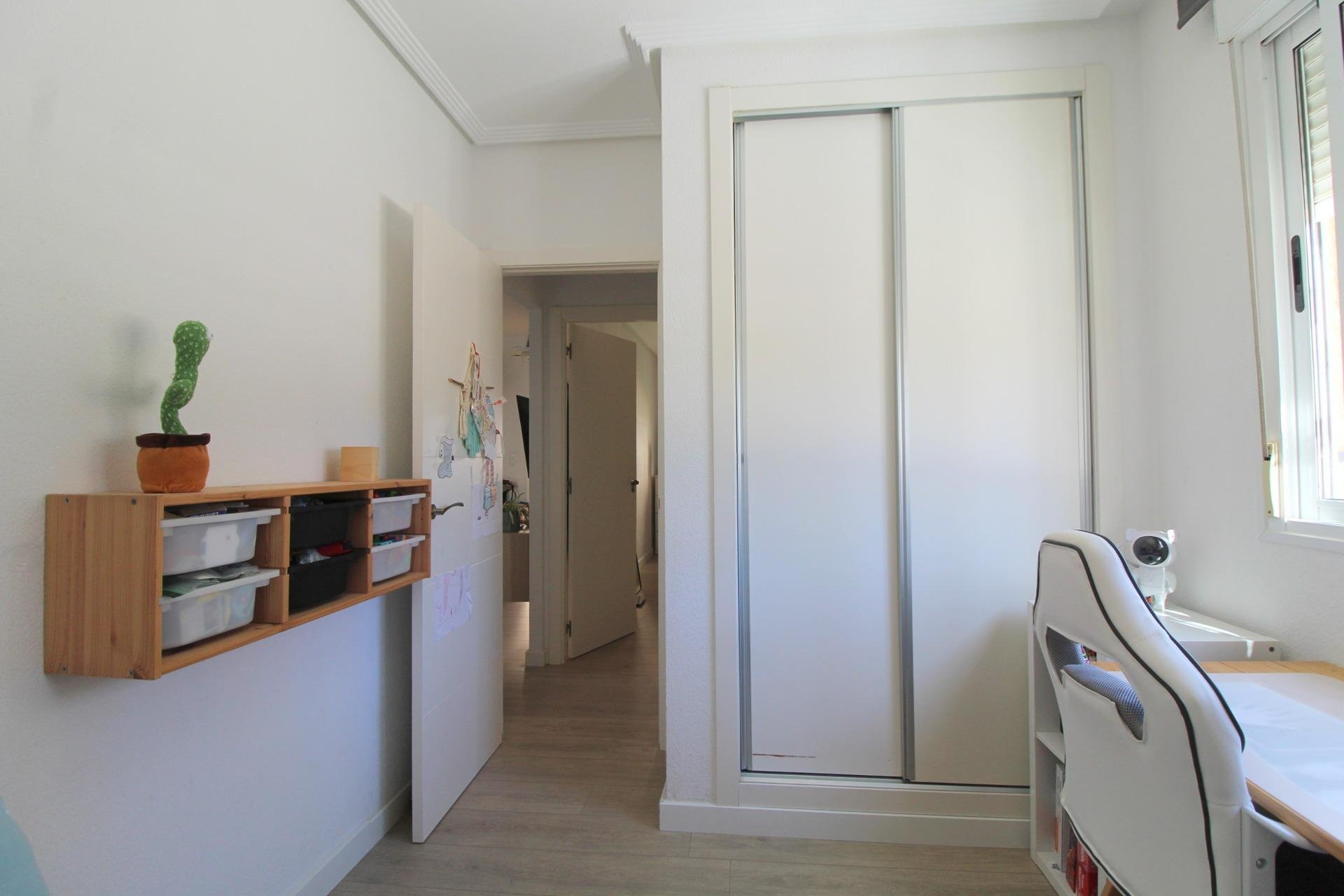 Revente - Planta baja - Torrevieja - Aguas nuevas 1