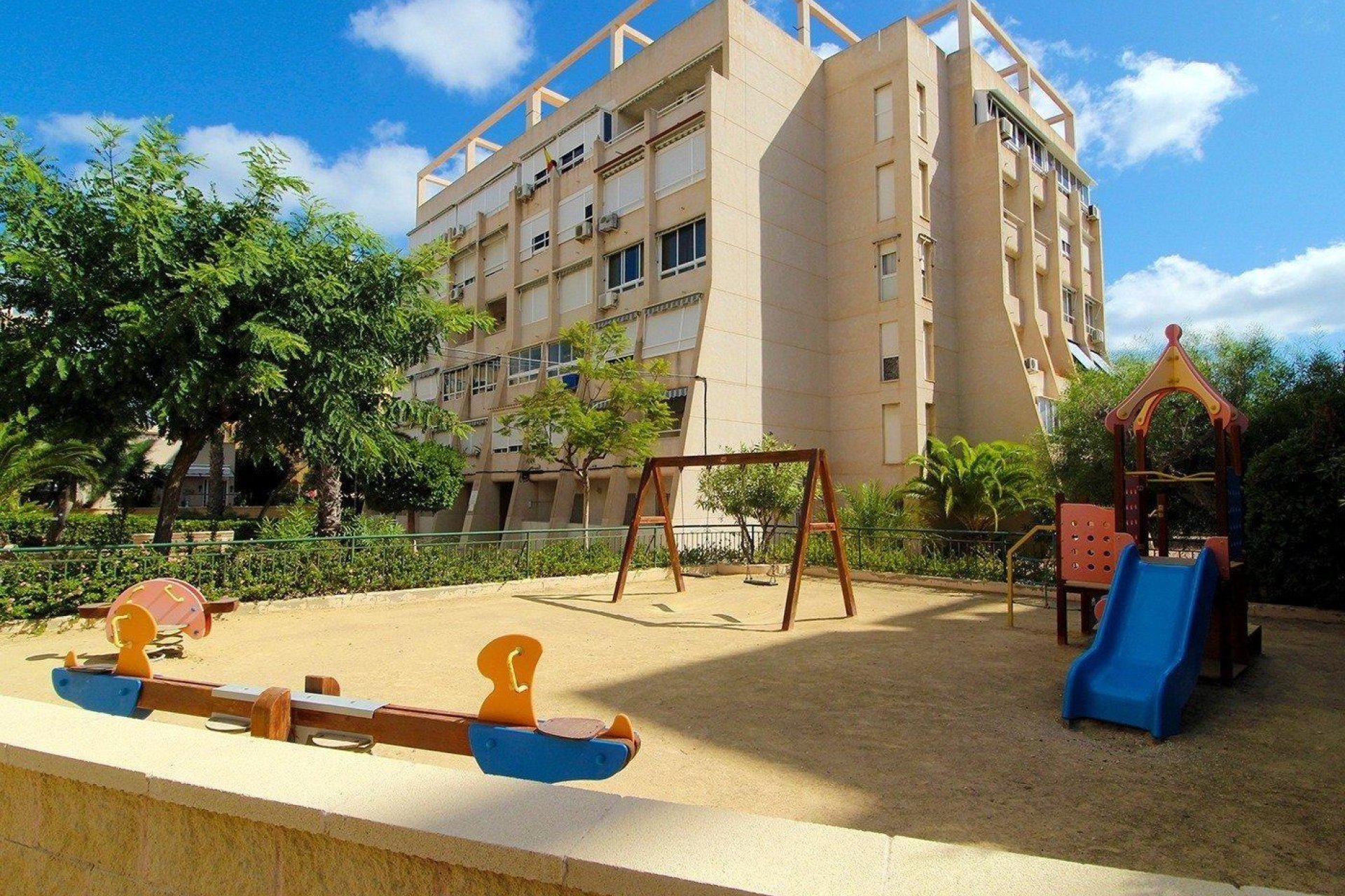 Revente - Planta baja - Torrevieja - Aguas Nuevas