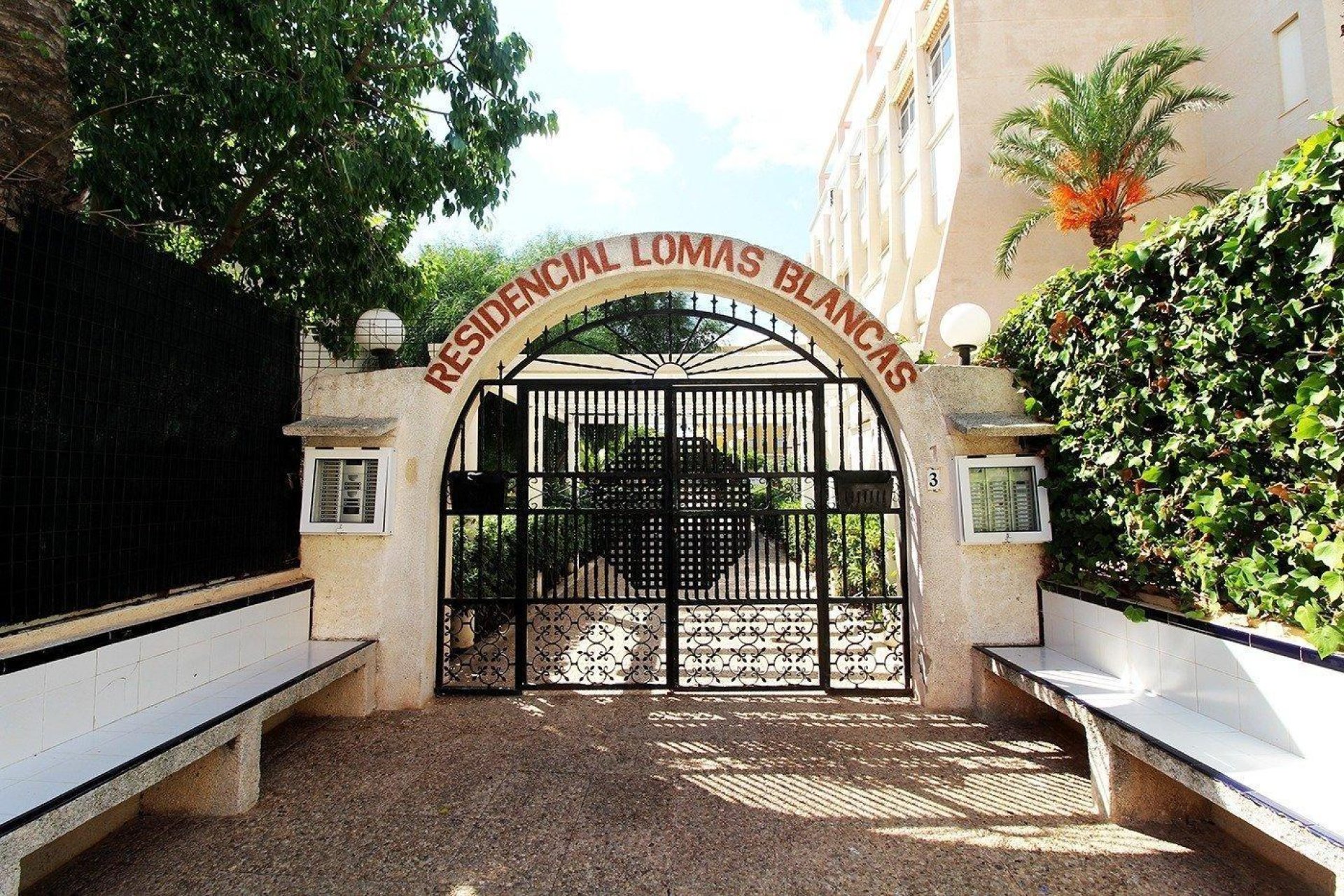 Revente - Planta baja - Torrevieja - Aguas Nuevas