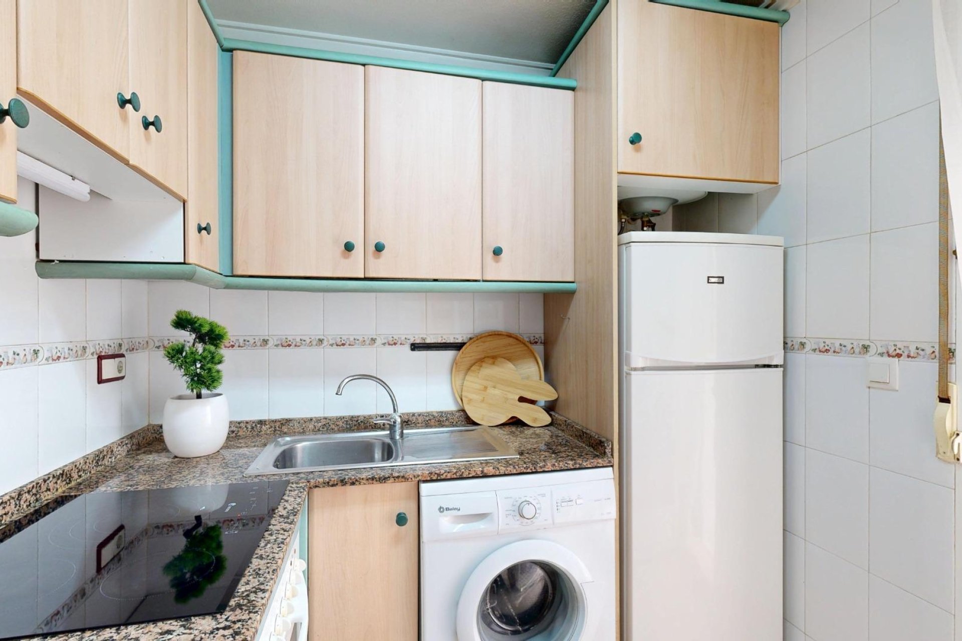 Revente - Planta baja - Torrevieja - Estacion de autobuses