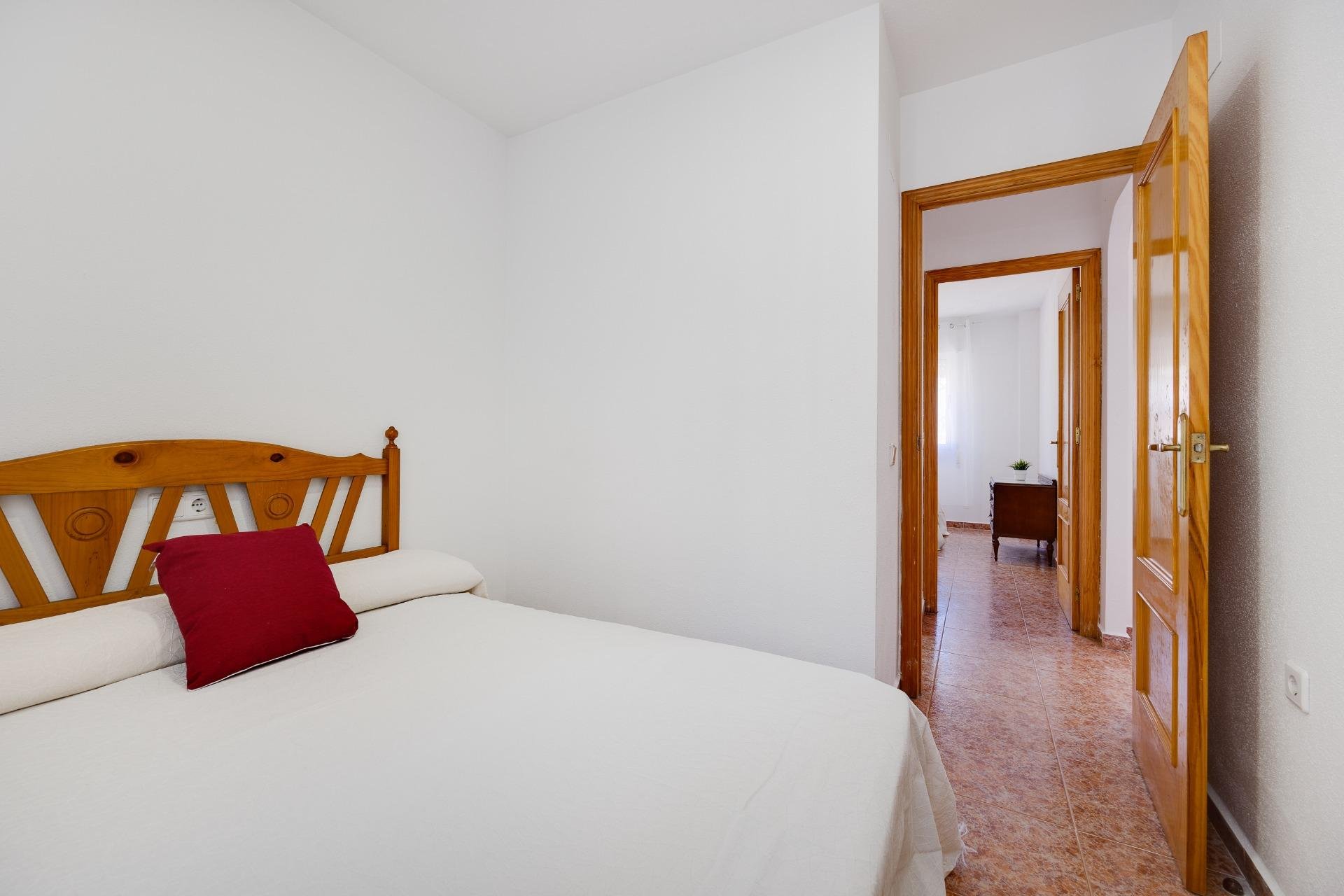 Revente - Planta baja - Torrevieja - Playa de los Locos