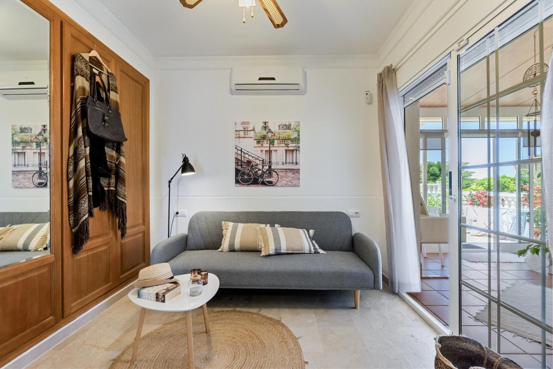 Revente - Villa - San Miguel de Salinas - Ciudad de las comunicaciones