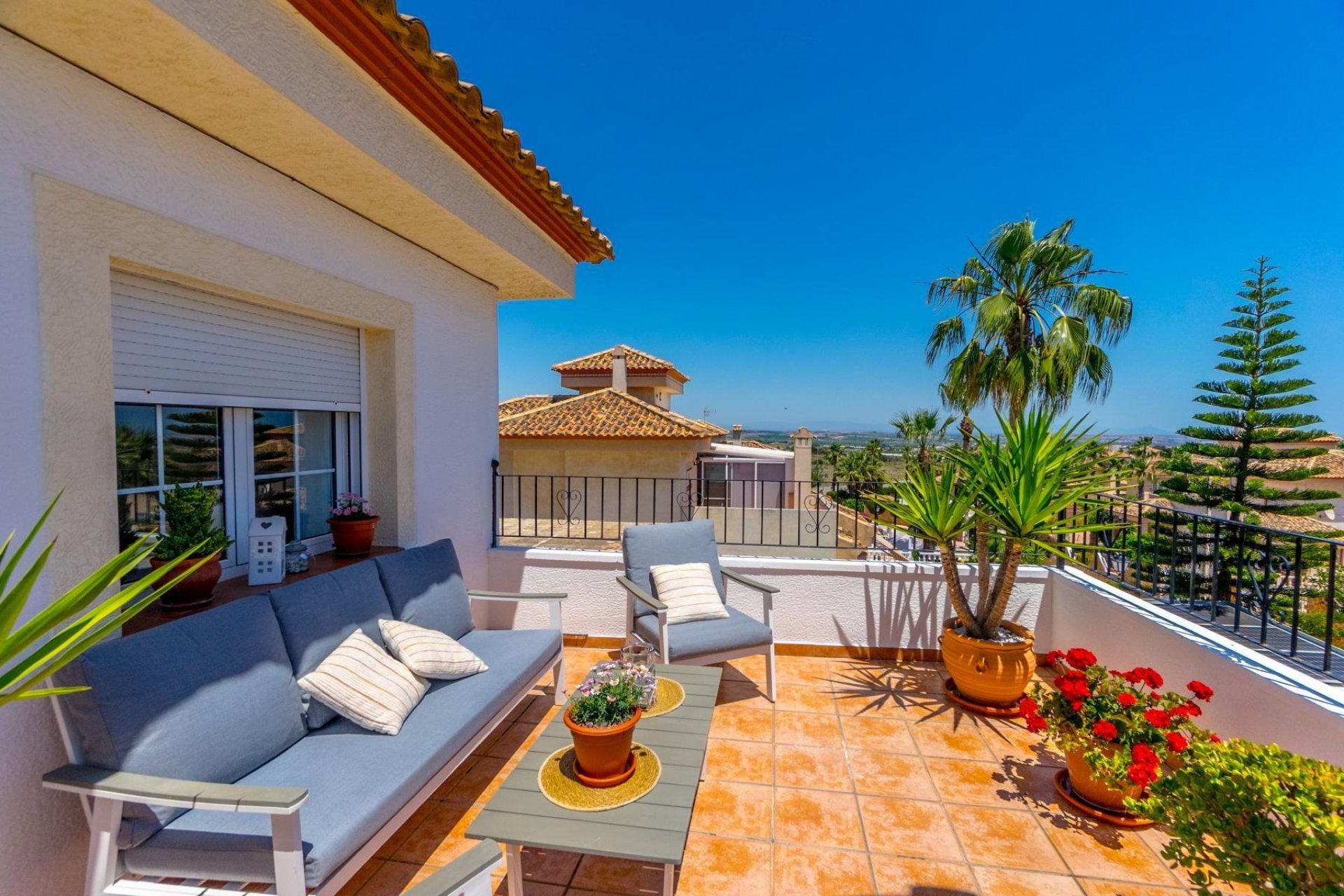 Revente - Villa - San Miguel de Salinas - Ciudad de las comunicaciones