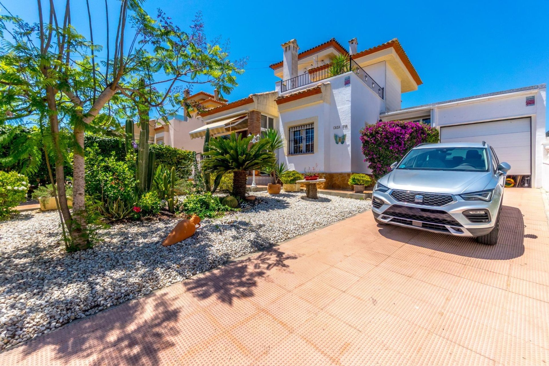 Revente - Villa - San Miguel de Salinas - Ciudad de las comunicaciones