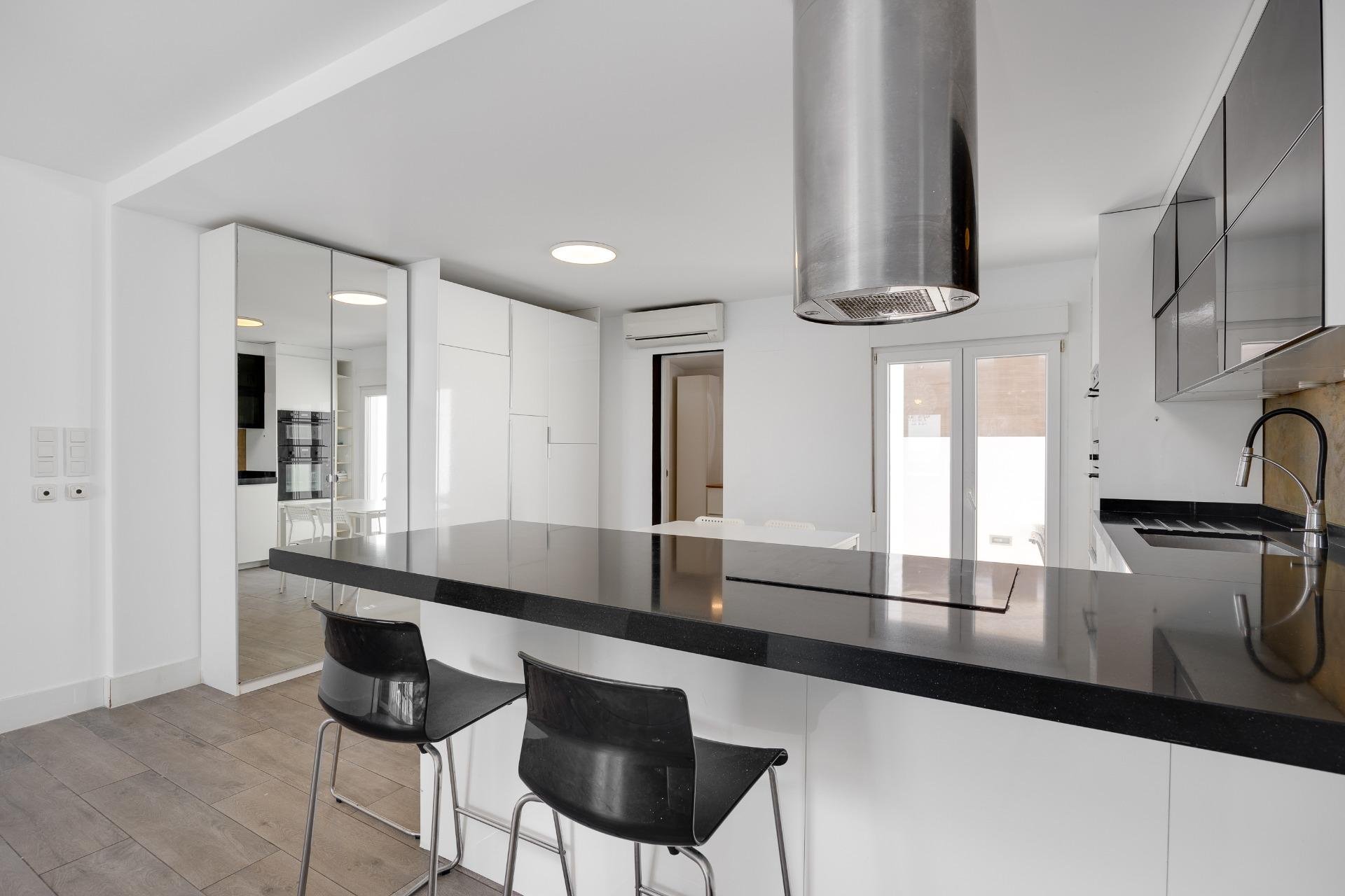 Revente - Villa - Torrevieja - Aguas Nuevas