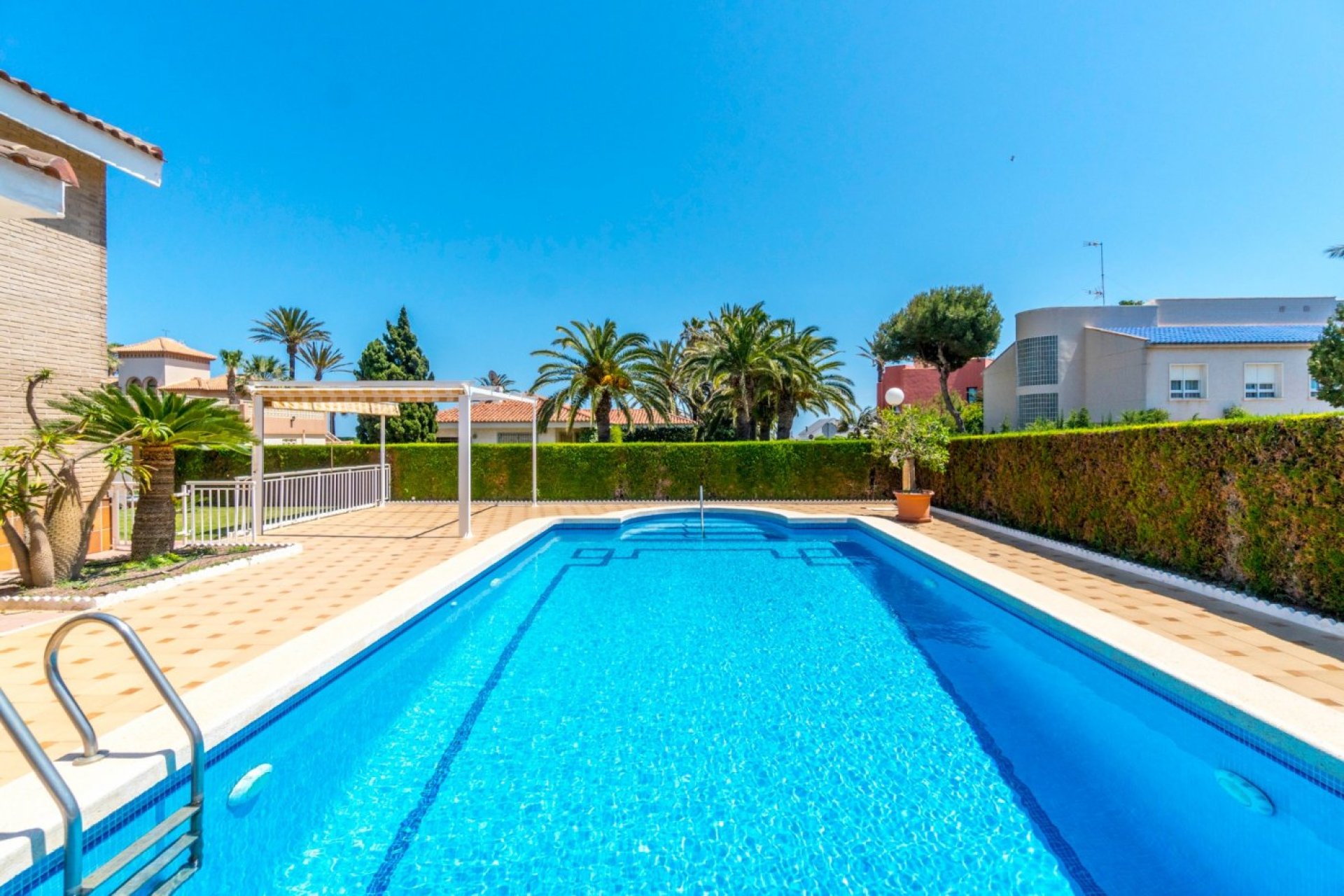 Revente - Villa - Torrevieja - La veleta