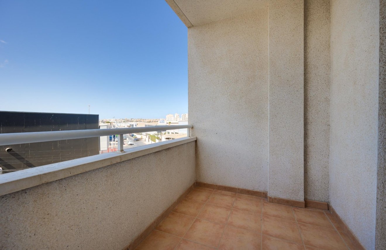 Reventa - Apartamento - Torrevieja - El molino