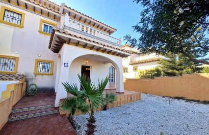 Reventa - Casa Tipo Dúplex - Orihuela Costa - Montezenia