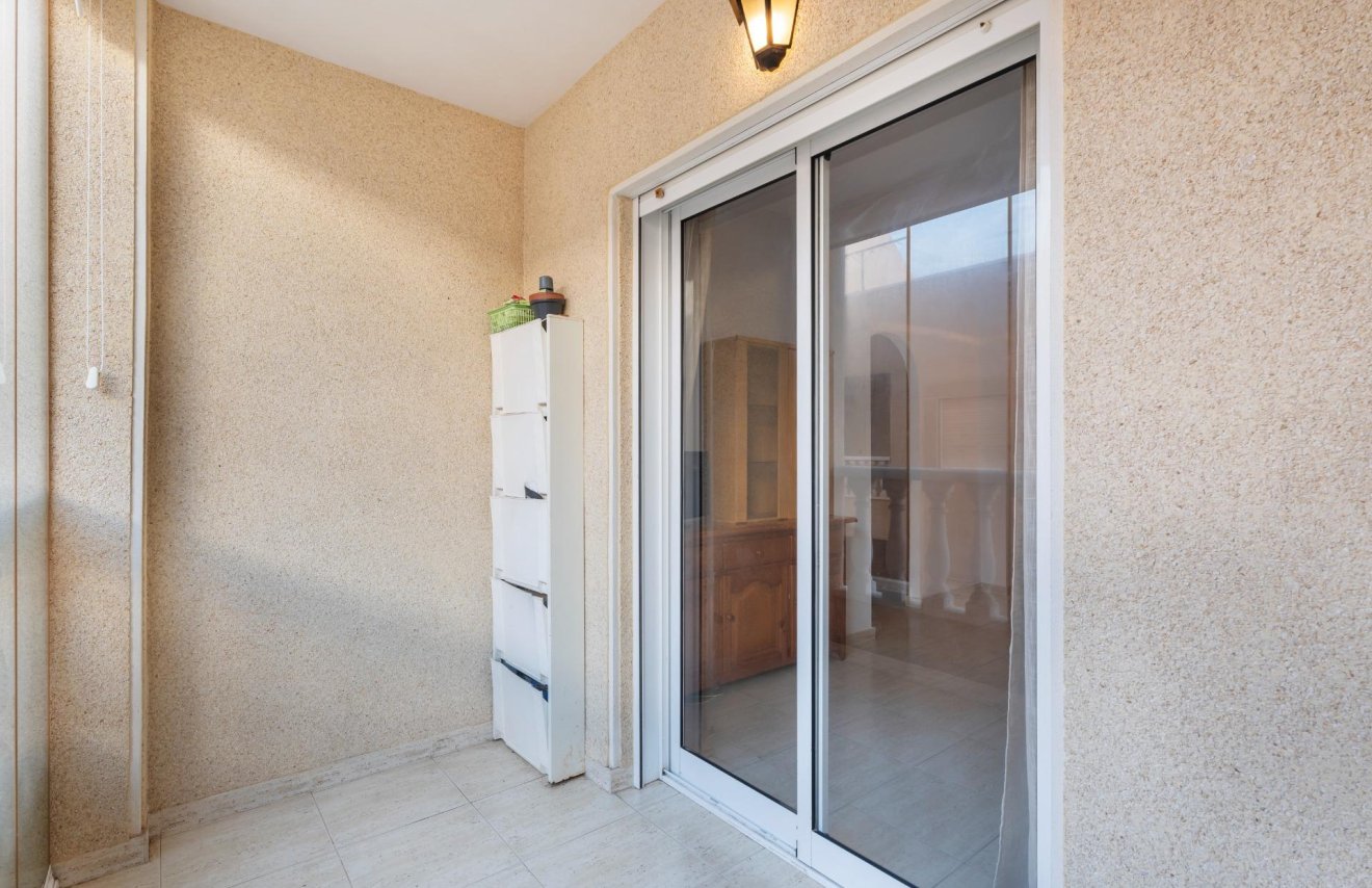 Resale - Apartamento - Torrevieja - Playa del Cura