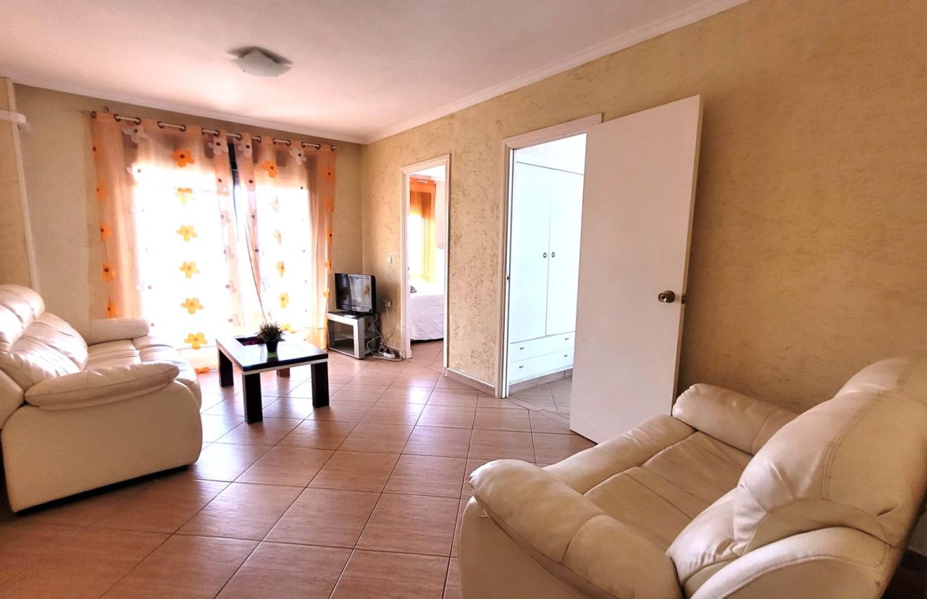 Resale - Apartamento - Torrevieja - Playa del Cura