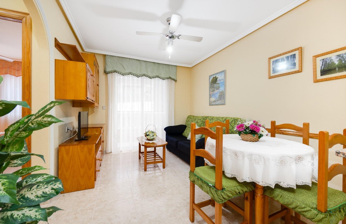 Reventa - Apartamento - Torrevieja - Playa del Cura