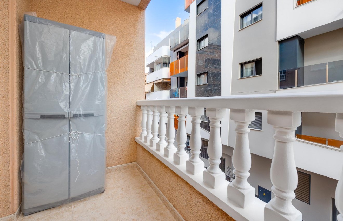 Reventa - Apartamento - Torrevieja - Playa del Cura