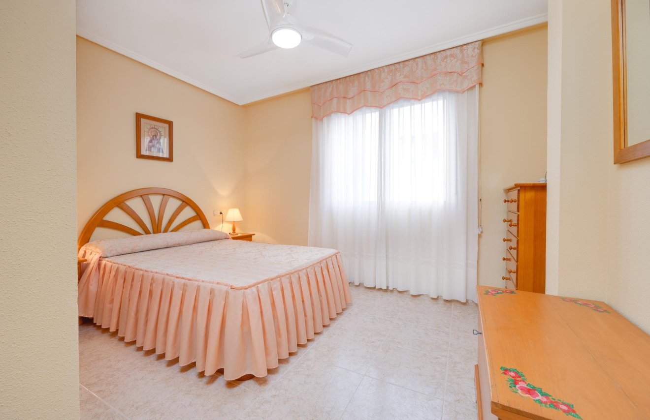 Reventa - Apartamento - Torrevieja - Playa del Cura