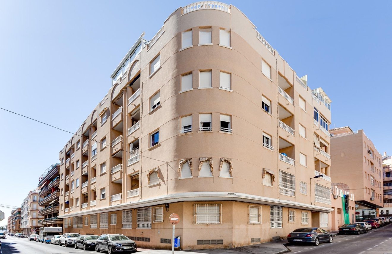 Reventa - Apartamento - Torrevieja - Playa del Cura