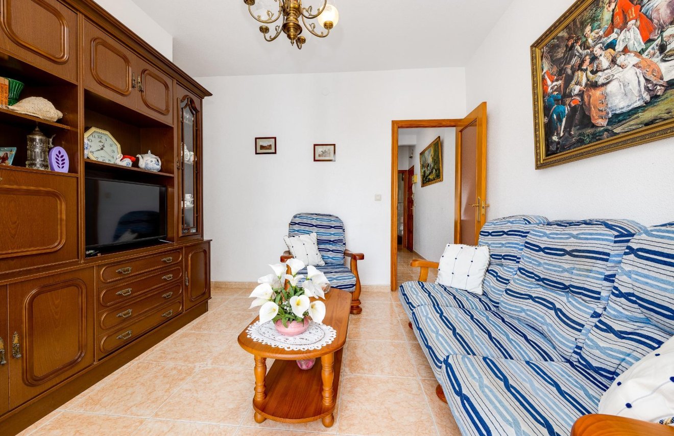 Resale - Apartamento - Torrevieja - Playa del Cura