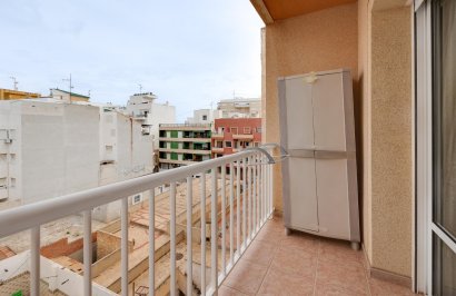 Resale - Apartamento - Torrevieja - Playa del Cura