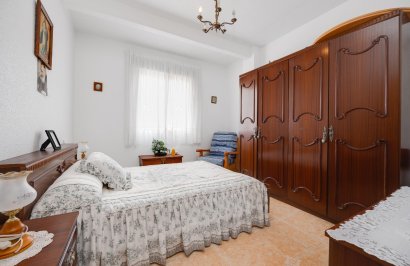 Resale - Apartamento - Torrevieja - Playa del Cura