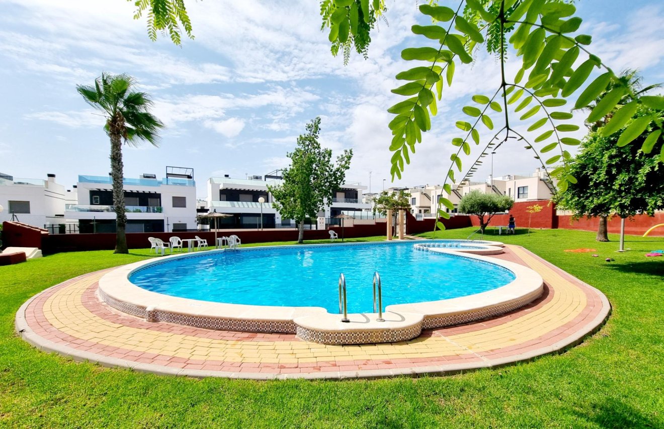 Resale - Bungalow Planta Baja - Orihuela Costa - Los Altos