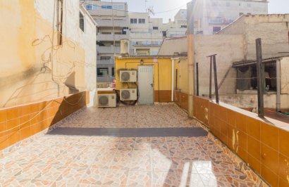 Resale - Casa - Orihuela - Zona Centro