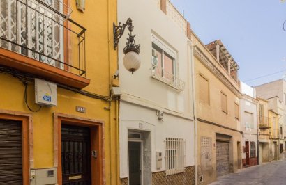 Resale - Casa - Orihuela - Zona Centro