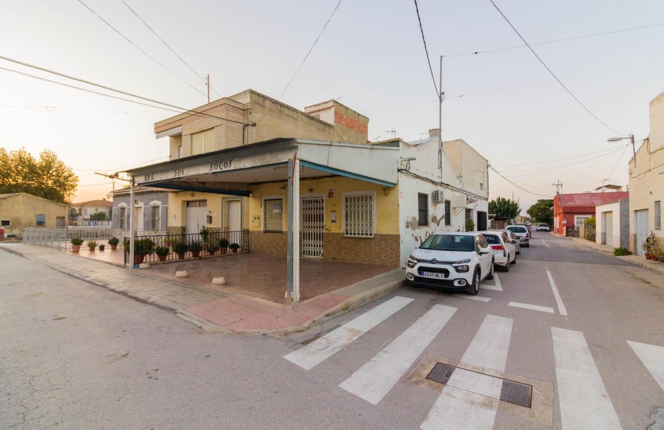 Reventa - Casa - Orihuela - Molins-Campaneta-San Bartolomé