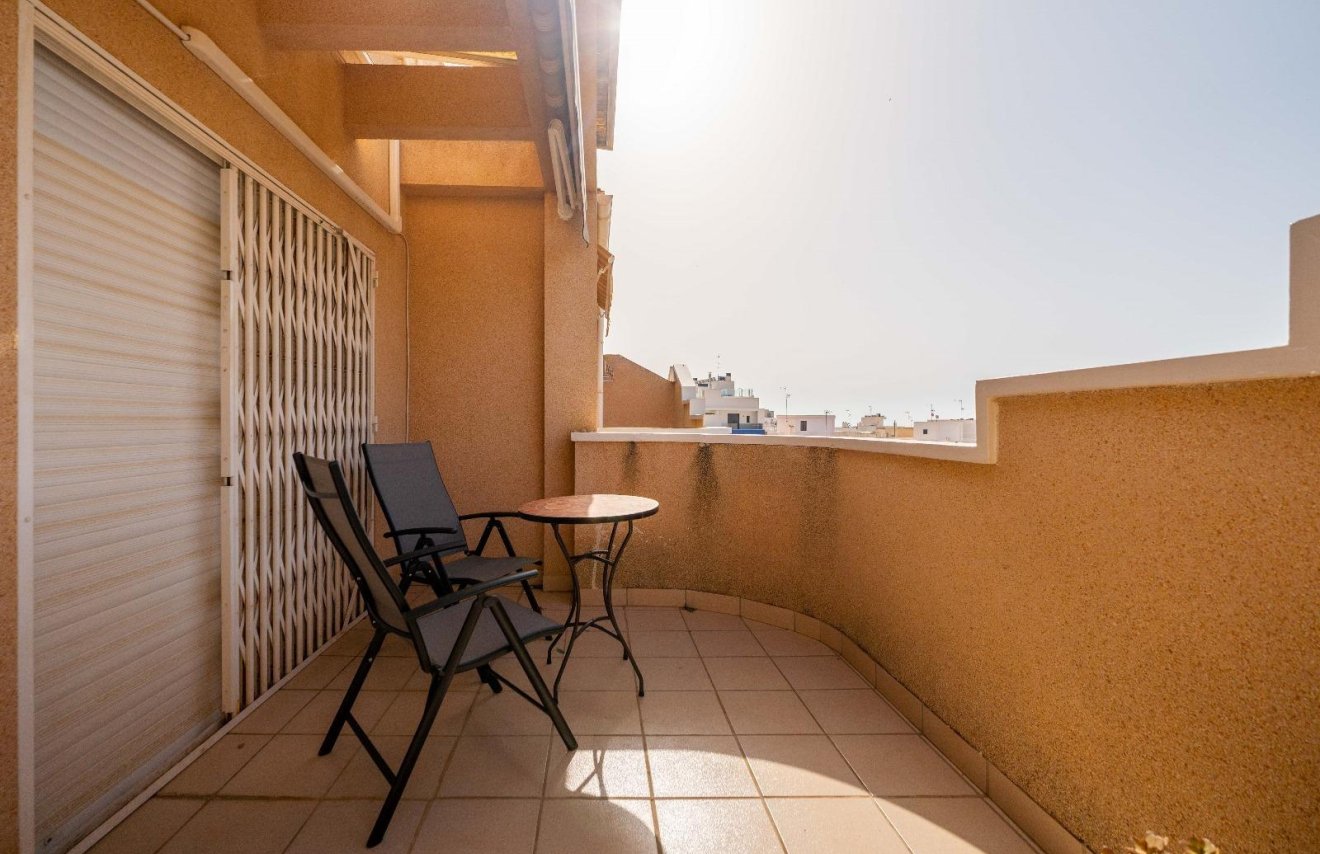 Resale - Apartamento - Torrevieja - Playa del Cura