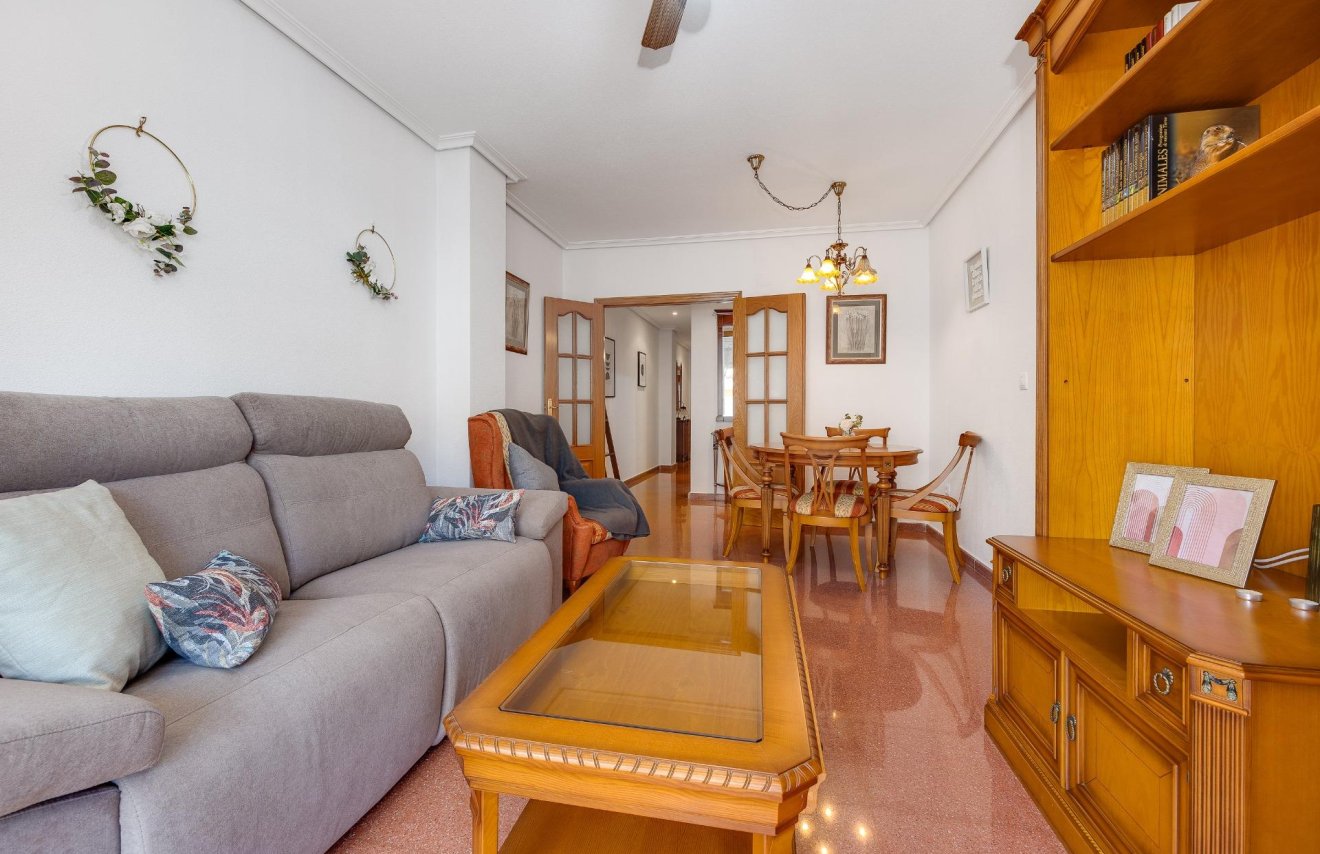 Resale - Penthouse - Torrevieja - Paseo maritimo