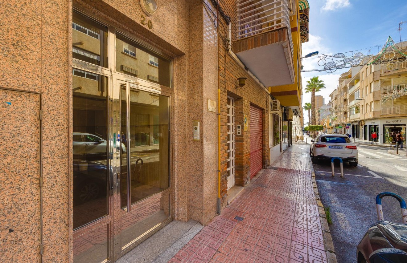 Resale - Penthouse - Torrevieja - Paseo maritimo