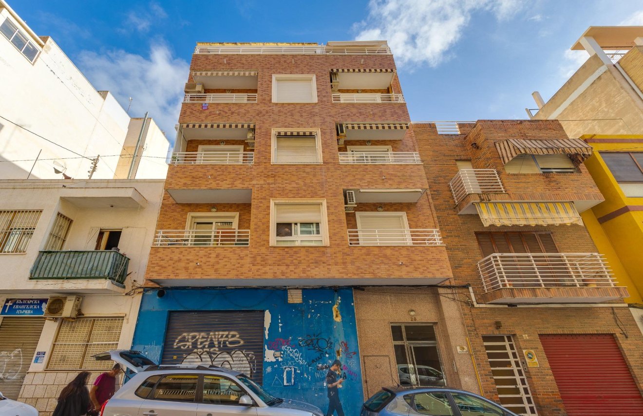 Resale - Penthouse - Torrevieja - Paseo maritimo