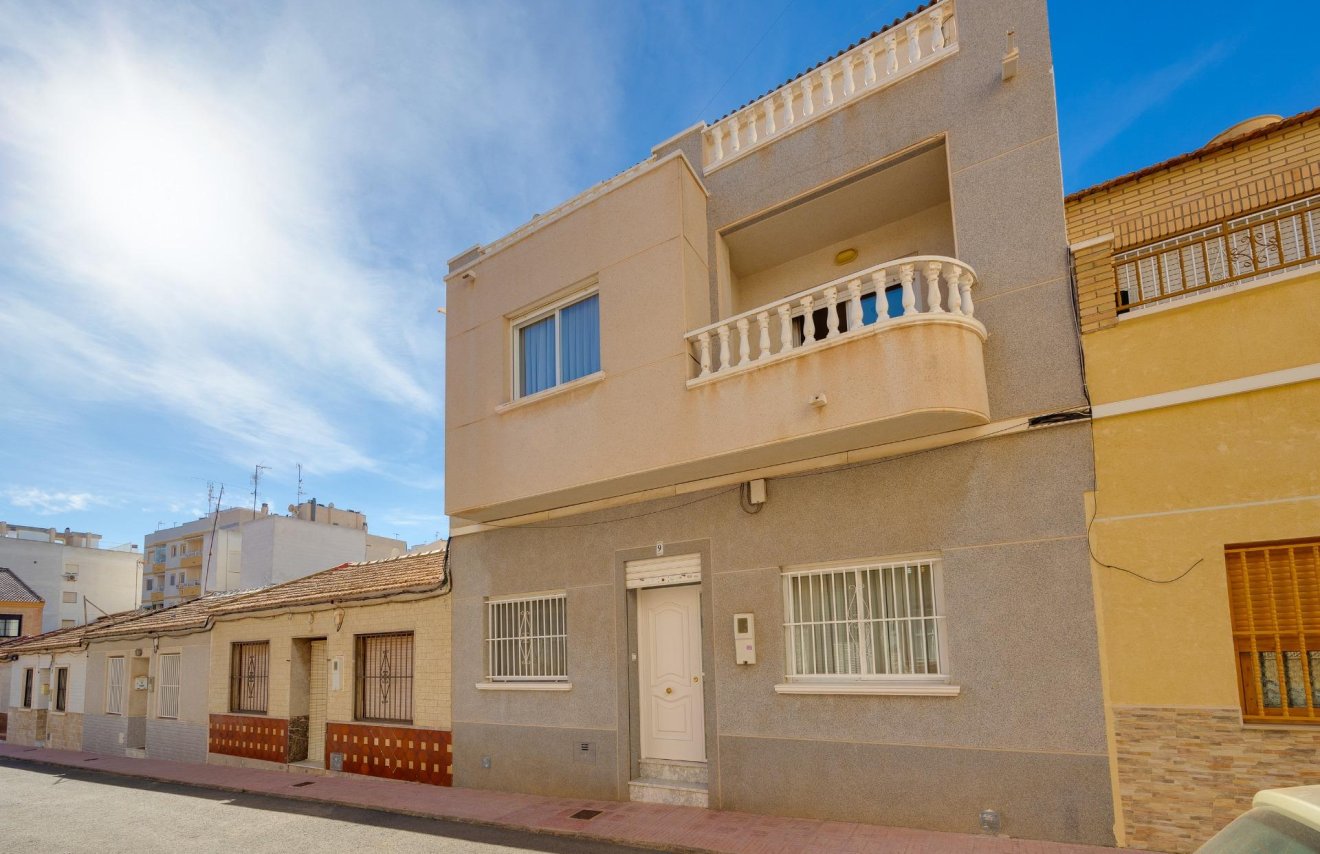 Resale - Townhouse - Torrevieja - Paseo maritimo