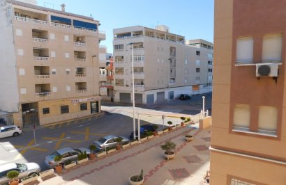 Resale - Apartamento - Torrevieja - La Mata pueblo