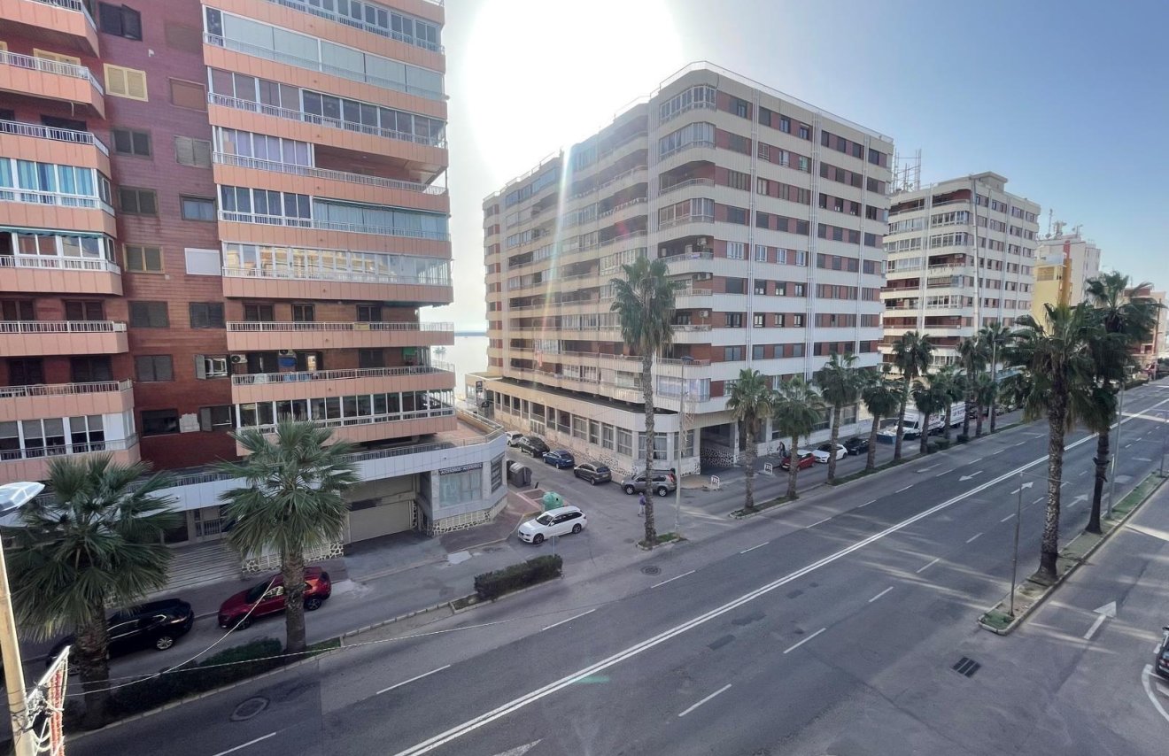 Reventa - Apartamento - Torrevieja - Acequion